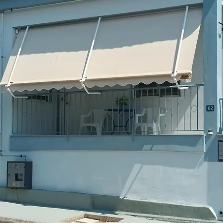 Feriehus Hellenic Filoxenia Néa Ankhíalos